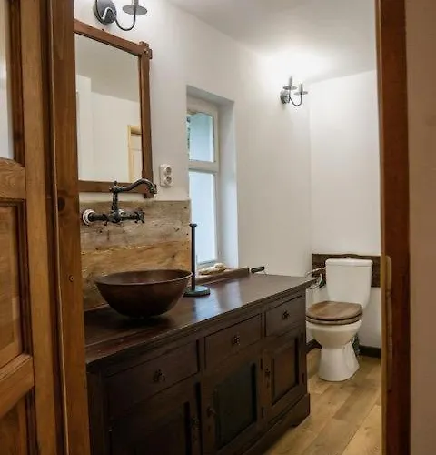 Enchanting Historical Farm In Roztocze, Poland